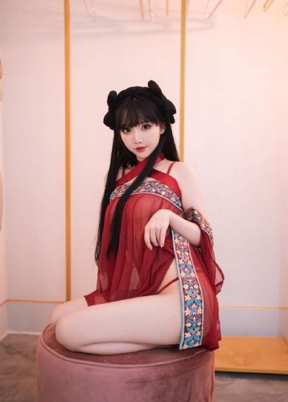 巨大女英雄在线看完整版免费_4K高清在线观看