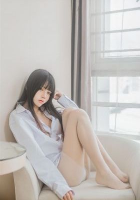 我要成名+吃奶镜头片段_4K高清电影在线