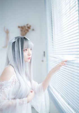 韩国电影漂亮的儿媳_DVD在线观看高清